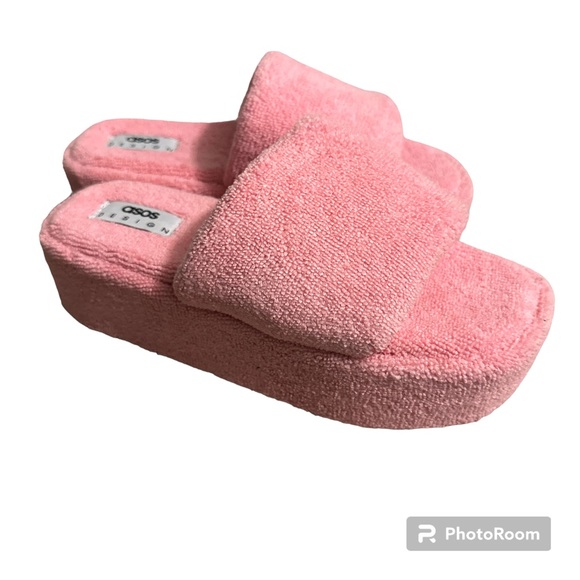 ASOS DESIGN Taya padded flatform sandals in pink - Picture 9 of 11